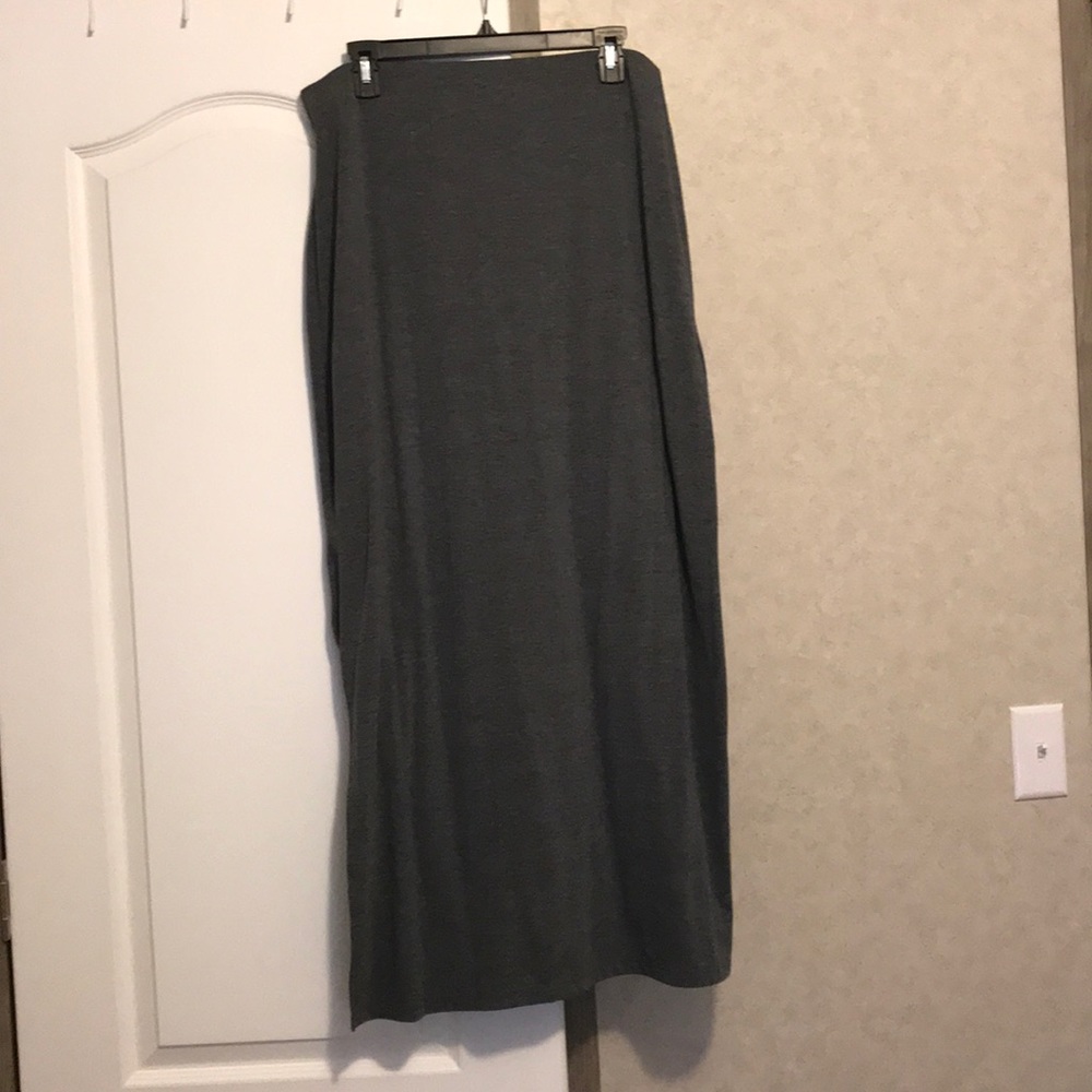 Old Navy maxi skirt